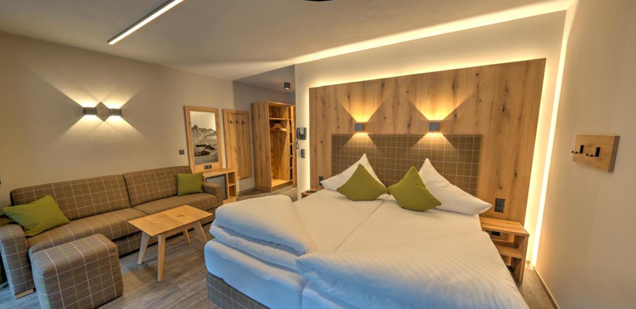 Der Siegeler B&B - This Lifestylehotel Rocks مايرهوفن المظهر الخارجي الصورة